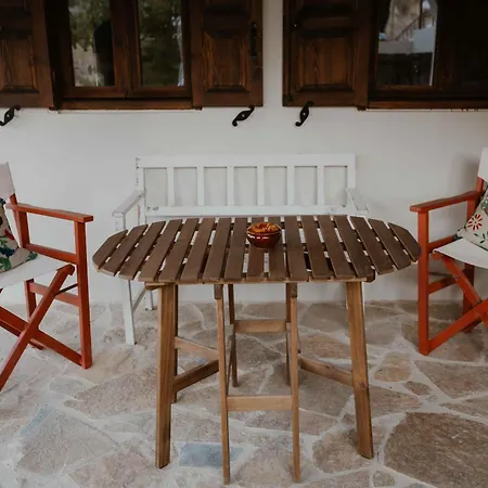Ewas Cretan Vintage Houses- Pet Friendly Holiday home Kharkhaliana