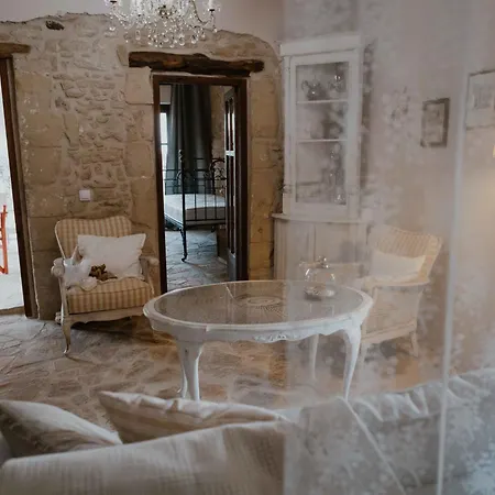 Ewas Cretan Vintage Houses- Pet Friendly Hébergement de vacances